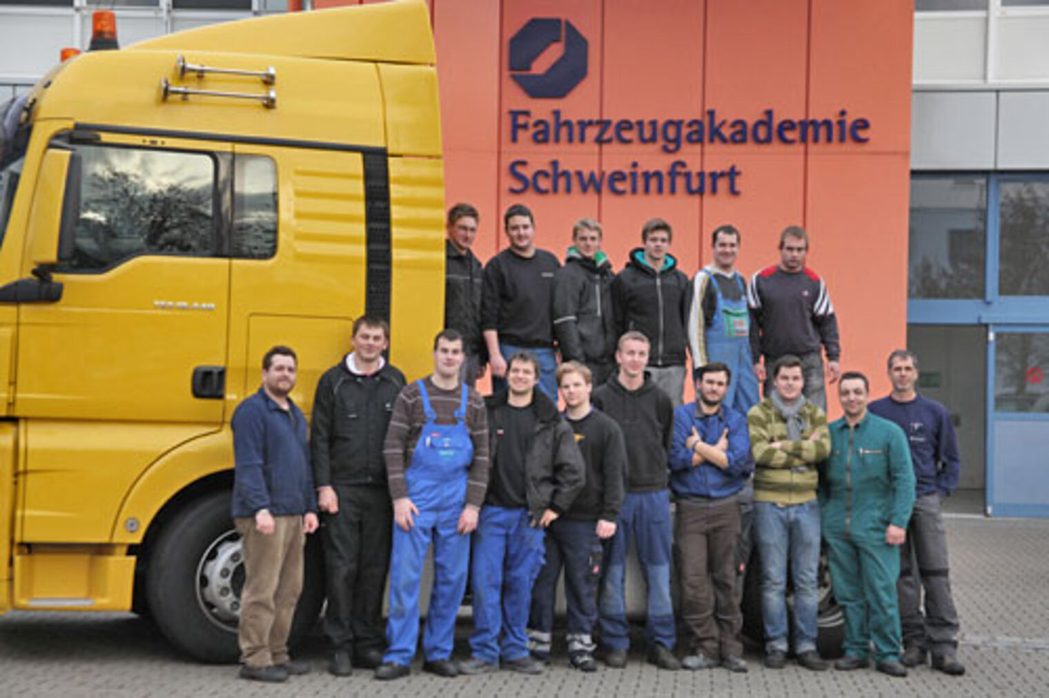 Kfz-Techniker-Meisterkurs, Schwerpunkt Nfz 06 2011 01-Fahrzeugakademie