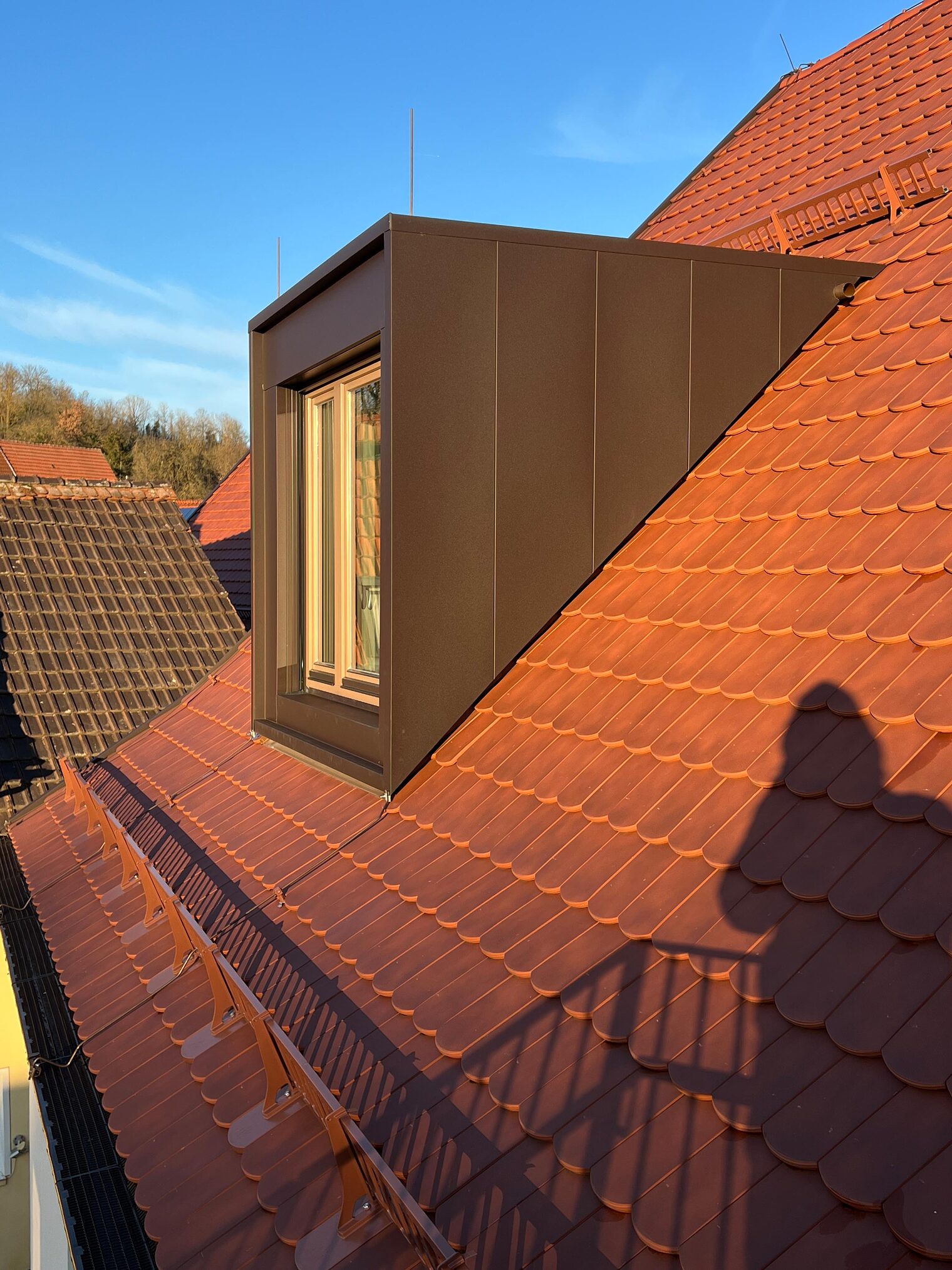 Spenglerarbeit an Dach