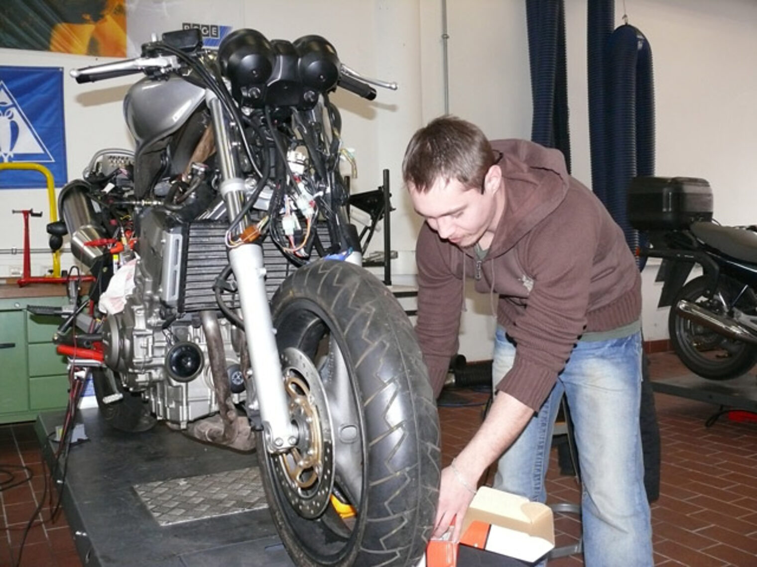Zweiradmechaniker-Meisterkurs 2008 2009 05
