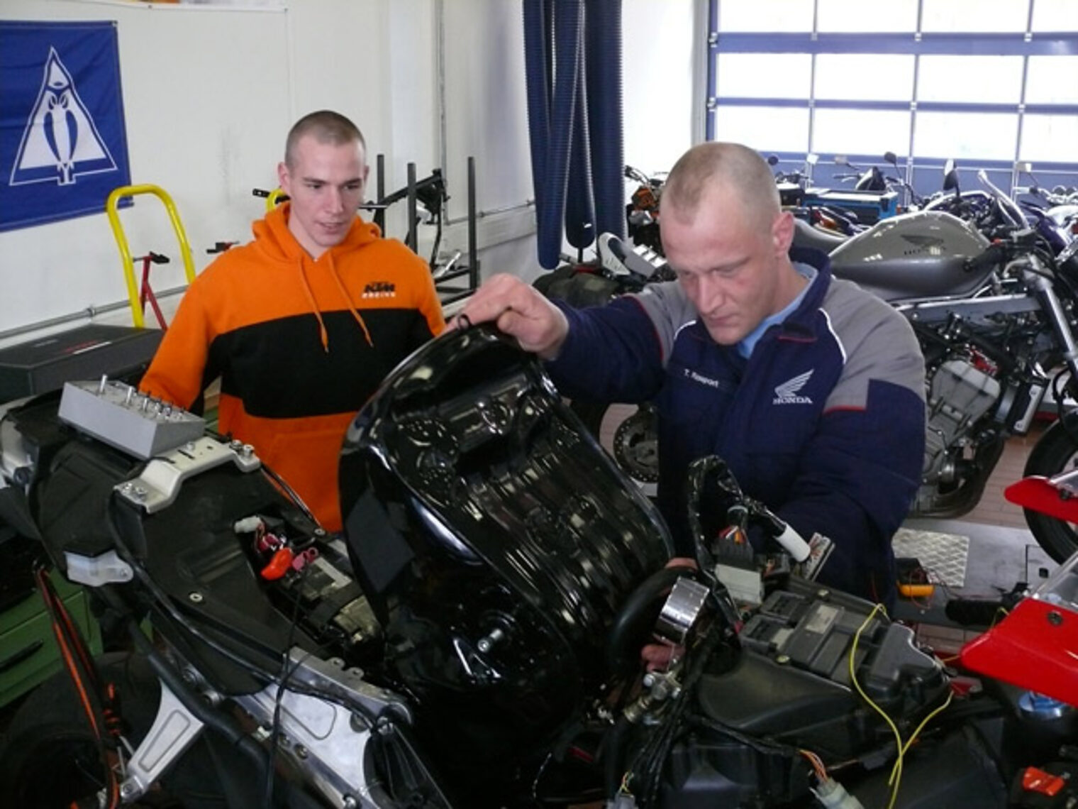 Zweiradmechaniker-Meisterkurs 2008 2009 09