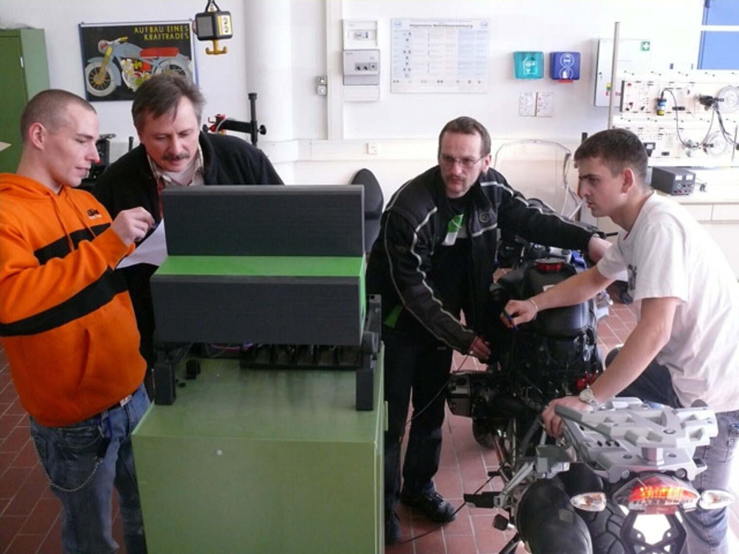 Zweiradmechaniker-Meisterkurs 2008 2009 30