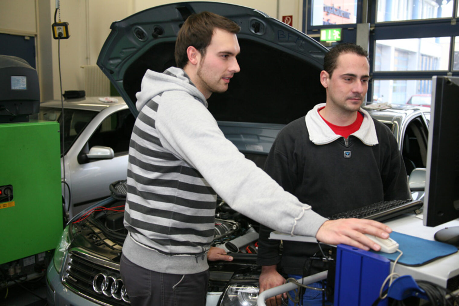 KFZ Techniker Meisterkurs 2009 09
