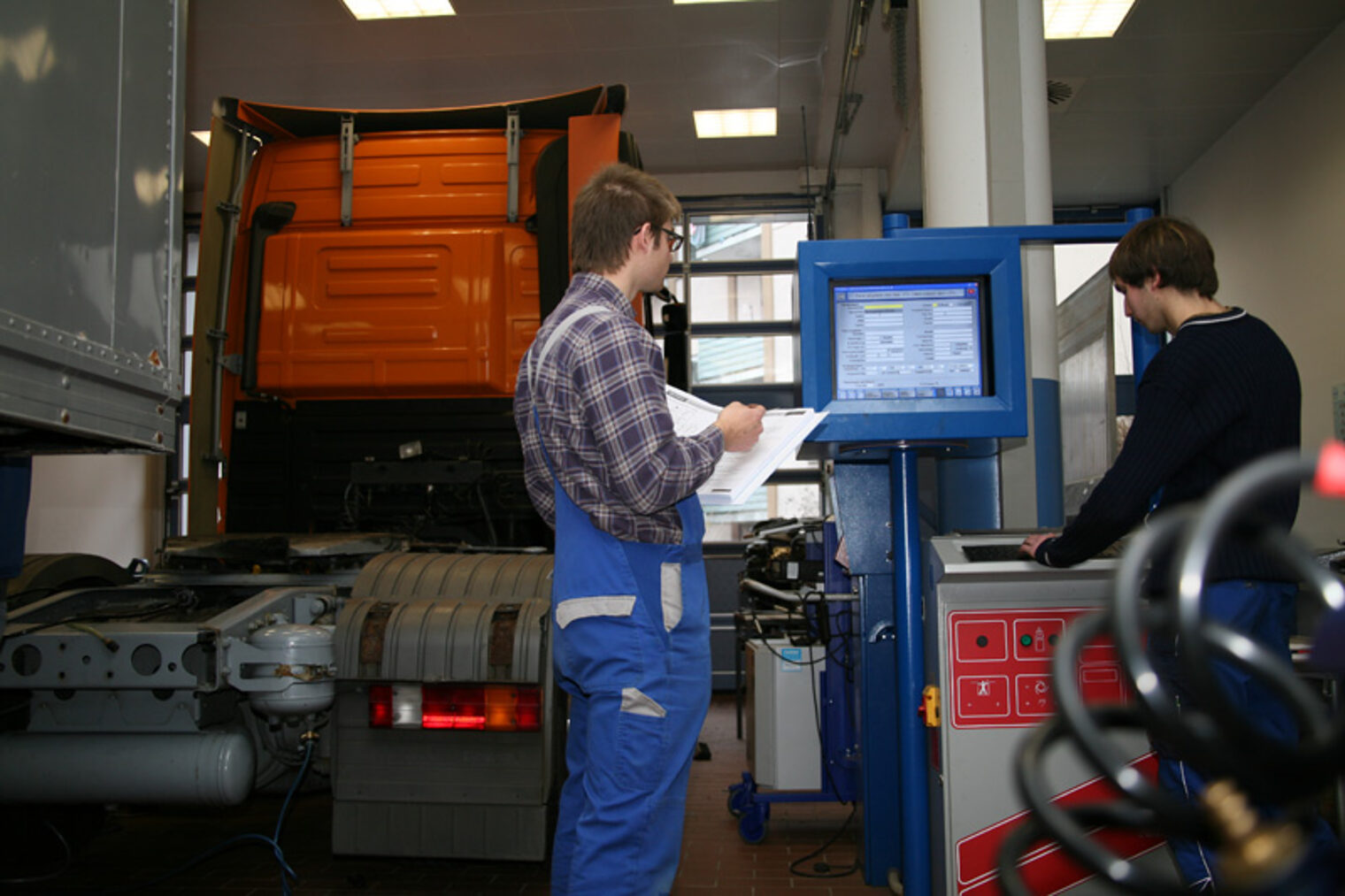 Kfz Techniker Meisterkurs NFZ 2009 02
