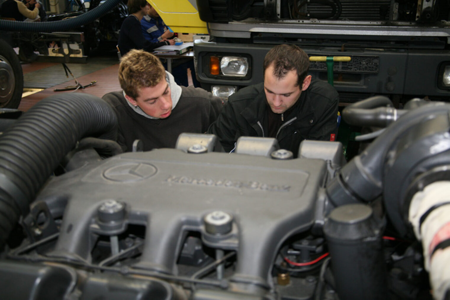 Kfz Techniker Meisterkurs NFZ 2009 08