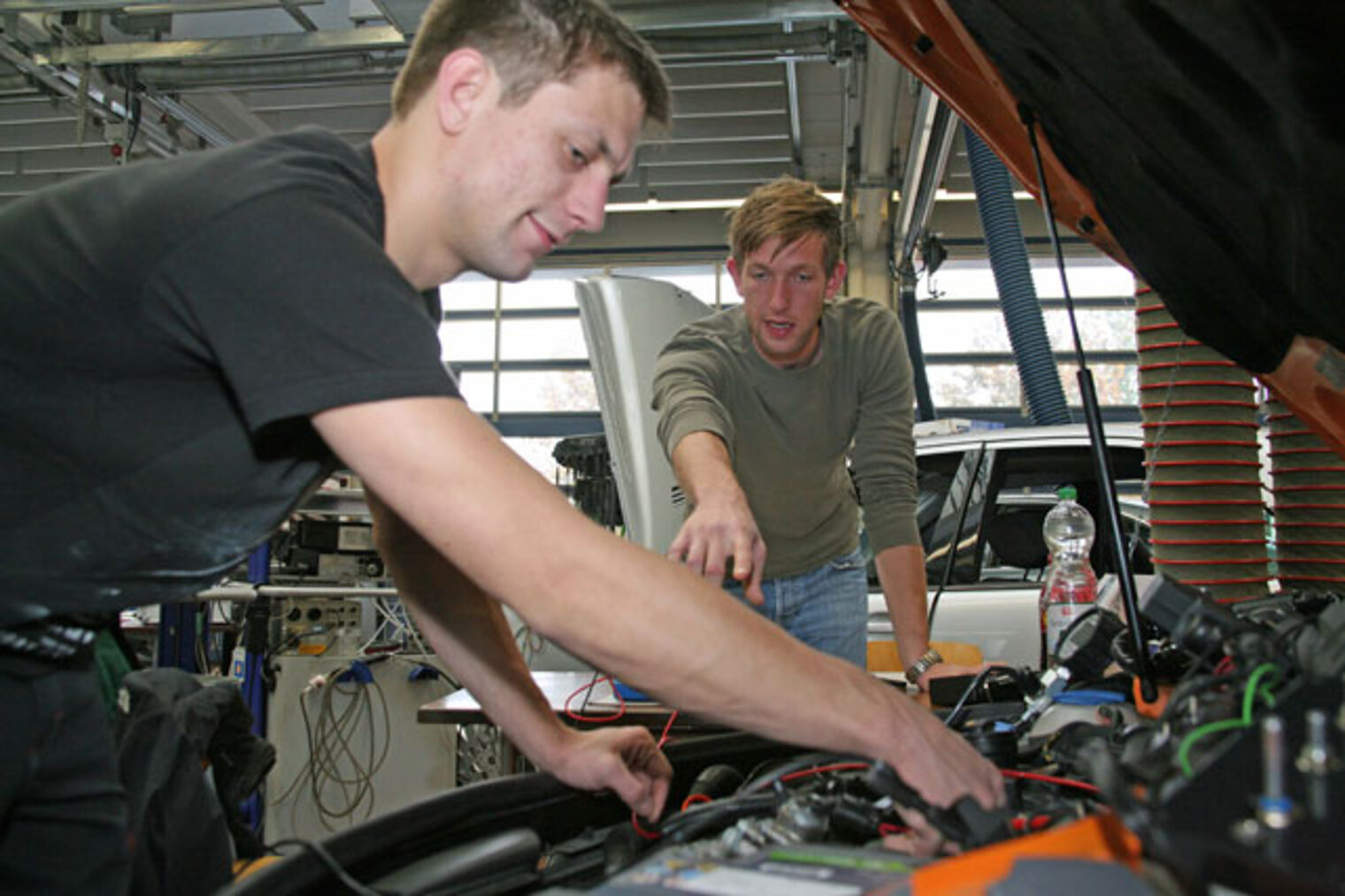 Kfz-Meisterkurs 06 2011 10-Fahrzeugakademie