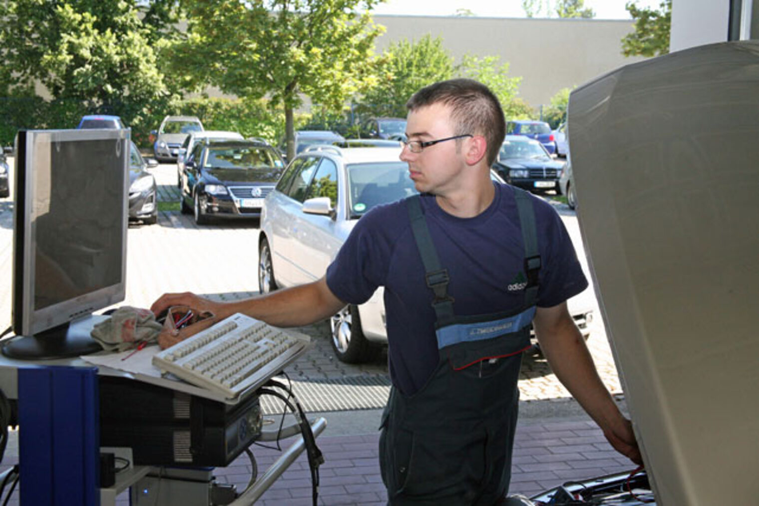 Meisterkurs Kfz-Technik 12 2010 09-Fahrzeugakademie